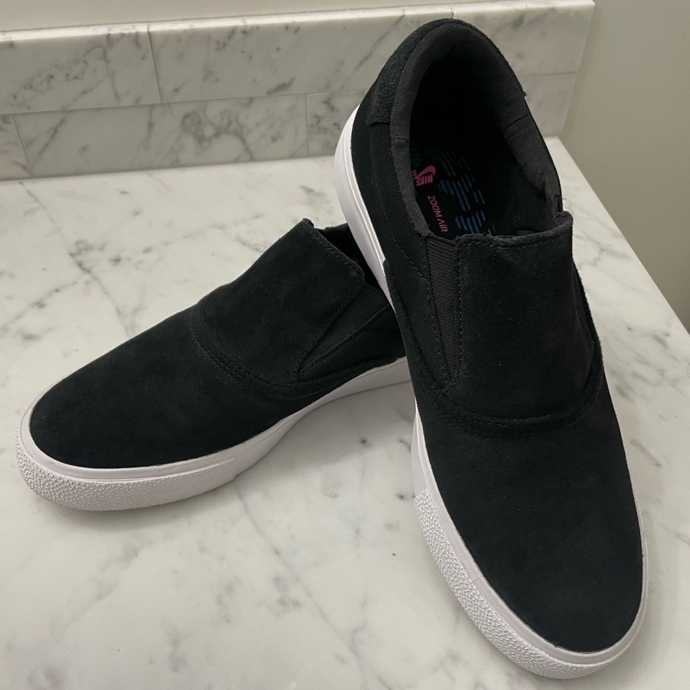 Men’s Nike SB Zoom Verona slip shoe, size men’s 7/women’s 8.5